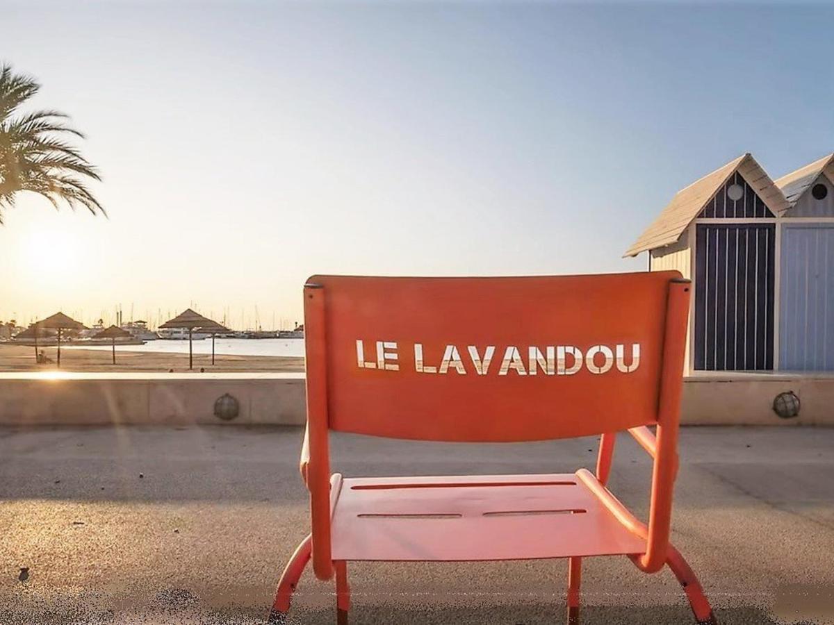 Charmant T2 Climatise Avec Grande Terrasse, Piscine Et Parking Privatif, Proche Plage Et Commerces. - Fr-1-251-441 Le Lavandou Luaran gambar